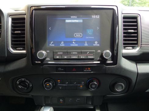 Used 2024 Nissan Frontier SV w/ Technology Package AWD/4WD image 54