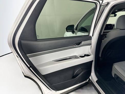 Used 2025 Hyundai Palisade SEL image 27