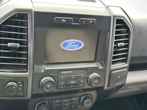 Used 2019 Ford F150 XLT image 12