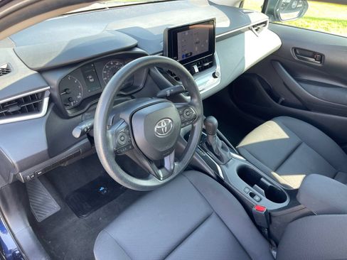 Used 2024 Toyota Corolla LE FWD image 10