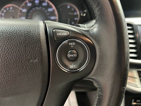 Used 2013 Honda Accord EX-L image 10