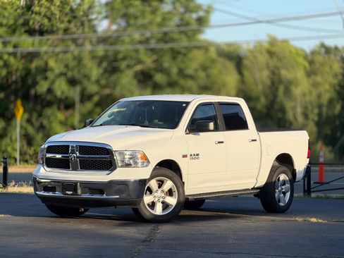 Used 2016 RAM 1500 Classic SLT AWD/4WD image 21