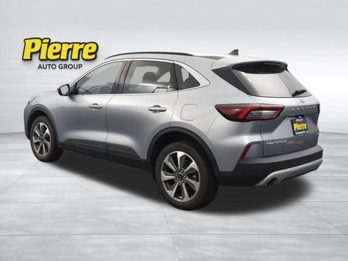 Used 2024 Ford Escape Platinum image 2