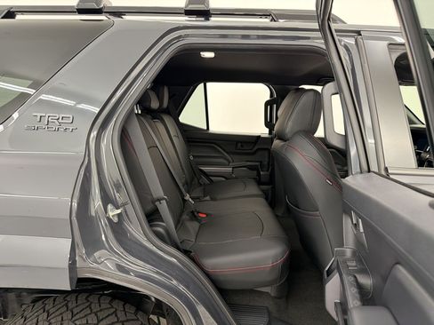 Used 2025 Toyota 4Runner TRD Sport AWD/4WD image 33