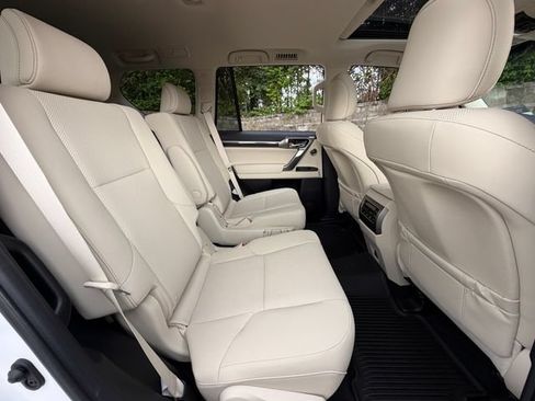 Certified 2023 Lexus GX 460 Premium AWD/4WD image 31