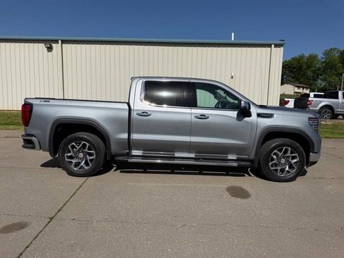 Used 2024 GMC Sierra 1500 SLT w/ SLT Premium Plus Package AWD/4WD image 2