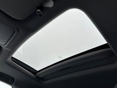 Used 2024 Honda Odyssey EX-L image 25