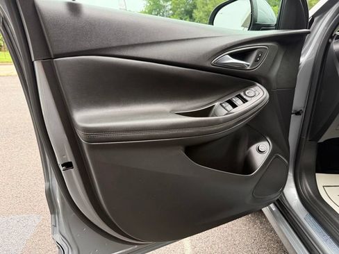 Used 2023 Buick Encore GX Select w/ Sport Touring Package AWD/4WD image 19