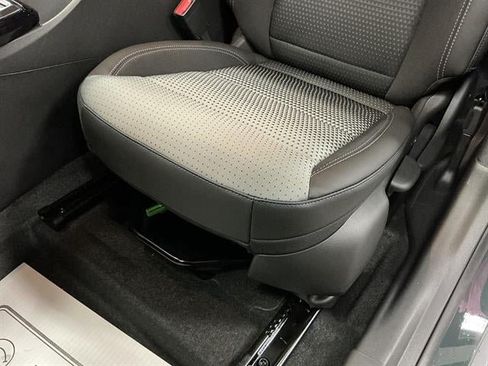 New 2026 Chevrolet Trax LT w/ Driver Confidence Package FWD image 19