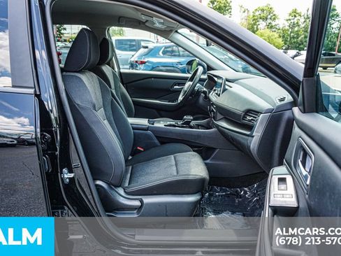 Used 2025 Nissan Rogue SV FWD image 22