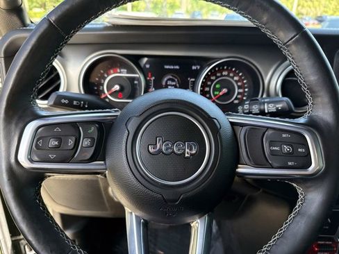 Used 2021 Jeep Wrangler Unlimited Rubicon AWD/4WD image 26