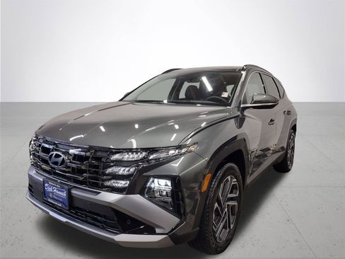 New 2026 Hyundai Tucson Limited AWD/4WD image 2