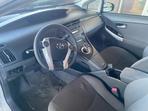 Used 2011 Toyota Prius Two FWD image 8