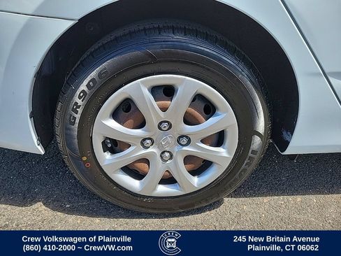Used 2014 Hyundai Accent GLS FWD image 19