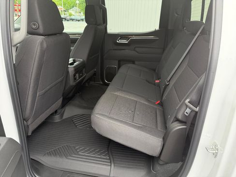 Used 2026 Chevrolet Silverado 1500 LT AWD/4WD image 21