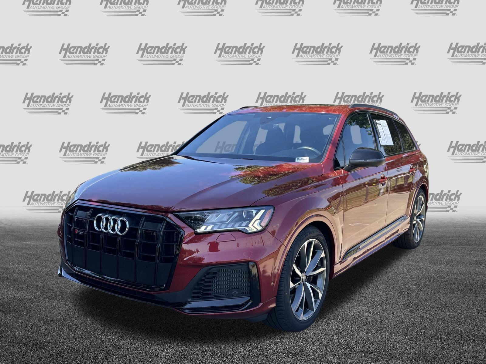 Certified 2023 Audi SQ7 Premium Plus AWD/4WD image 5