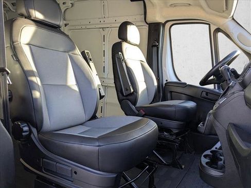 Used 2024 RAM ProMaster 2500 w/ Cold Weather Group image 22