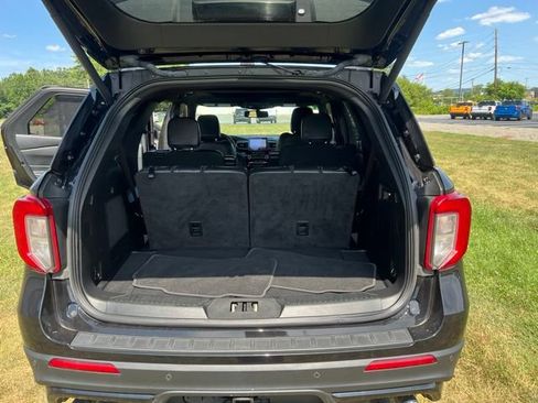 Used 2022 Ford Explorer ST w/ ST Street Pack AWD/4WD image 34