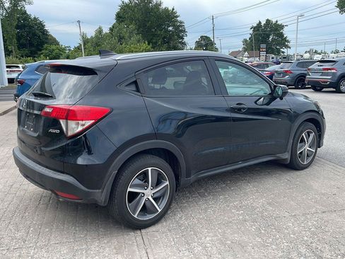 Used 2022 Honda HR-V EX image 2