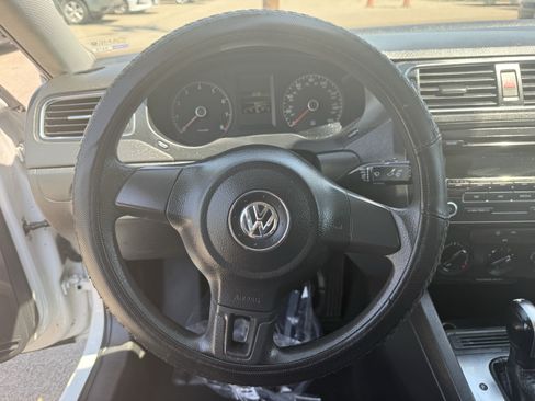 Used 2014 Volkswagen Jetta S FWD image 16