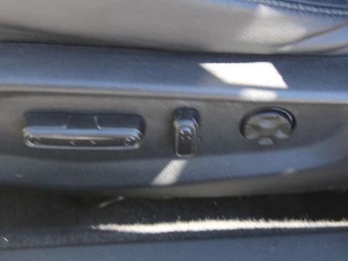 Used 2019 Honda Accord EX-L image 32