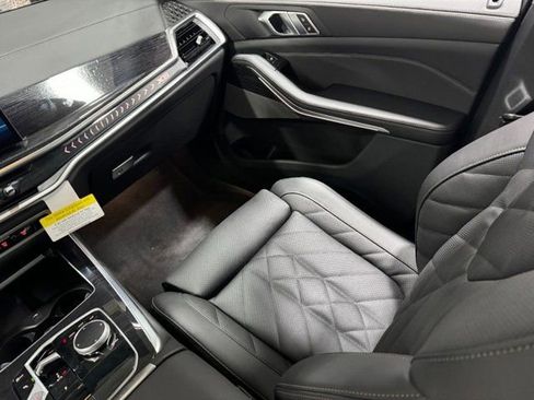 New 2026 BMW X5 xDrive40i w/ M Sport Package image 18