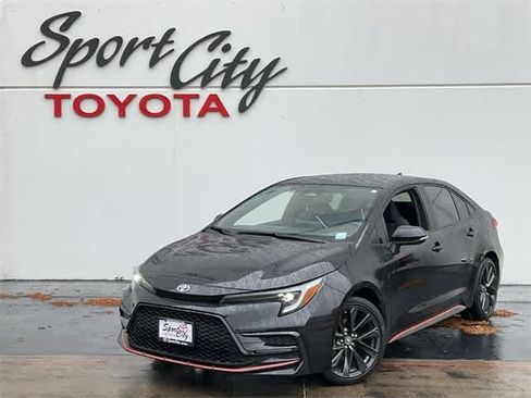 Used 2023 Toyota Corolla SE image 1