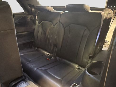 Used 2018 Audi Q7 3.0T Premium Plus w/ Premium Plus Package image 30