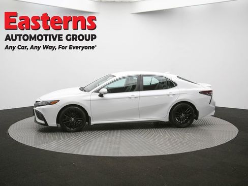 Used 2022 Toyota Camry SE image 57