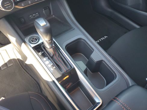 Certified 2025 Nissan Sentra SR image 21