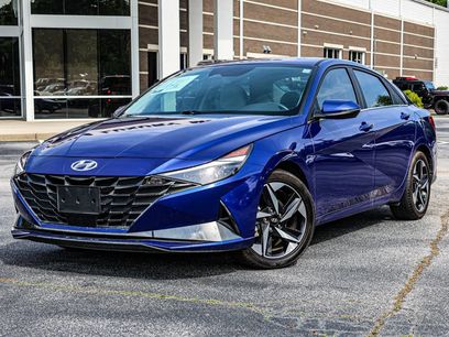 Used 2023 Hyundai Elantra Limited w/ Cargo Package