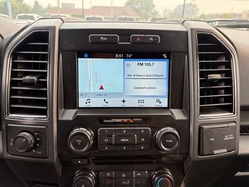 Used 2018 Ford F150 XLT w/ Equipment Group 302A Luxury AWD/4WD image 26