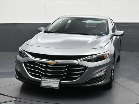 Certified 2025 Chevrolet Malibu LT FWD image 8