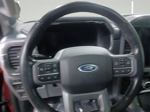 Certified 2022 Ford F150 Lariat w/ Equipment Group 502A High image 21