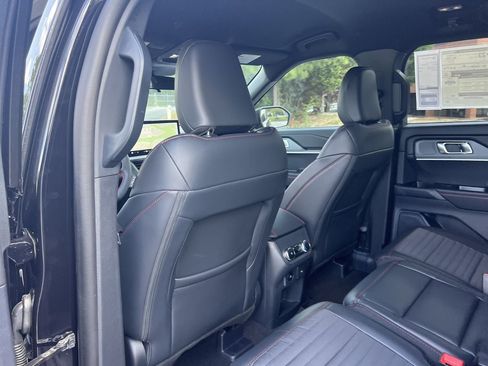 New 2026 Ford Explorer ST-Line AWD/4WD image 17