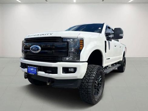 Used 2019 Ford F250 Lariat image 2