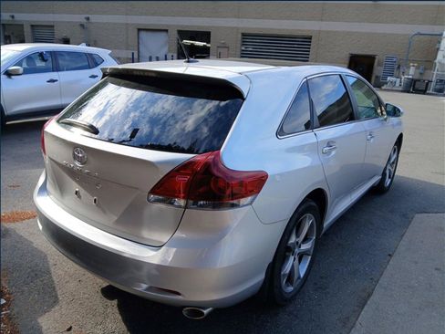 Used 2014 Toyota Venza XLE w/ XLE Premium Package AWD/4WD image 2