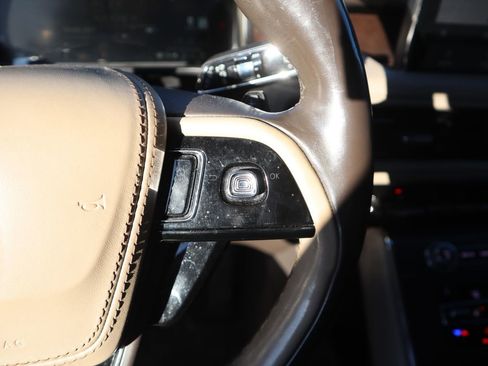 Used 2020 Lincoln Aviator Reserve w/ Equipment Group 202A image 30