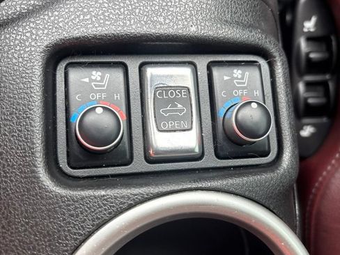 Used 2013 Nissan 370Z Touring w/ Sport Pkg RWD image 18