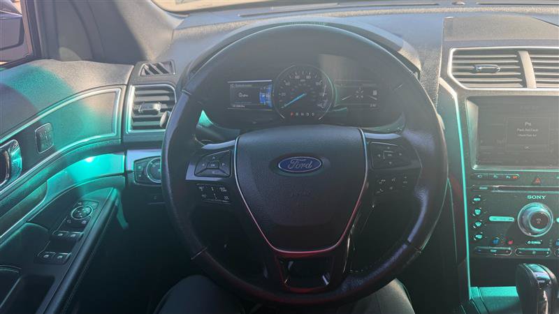 Used 2016 Ford Explorer Limited w/ Equipment Group 301A FWD image 26