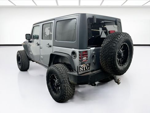 Used 2017 Jeep Wrangler Unlimited Sport w/ Quick Order Package 24S AWD/4WD image 6
