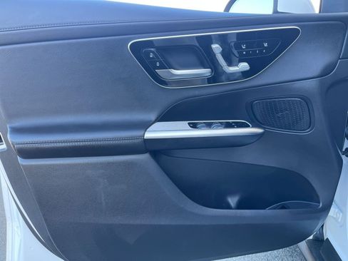 Used 2024 Mercedes-Benz GLC 300 image 20