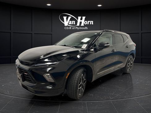 Used 2023 Chevrolet Blazer RS AWD/4WD image 3