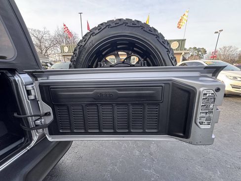 Used 2021 Jeep Wrangler Unlimited Sport image 34