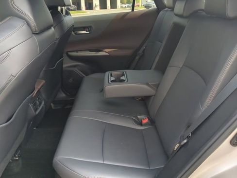 Certified 2023 Toyota Venza XLE image 14