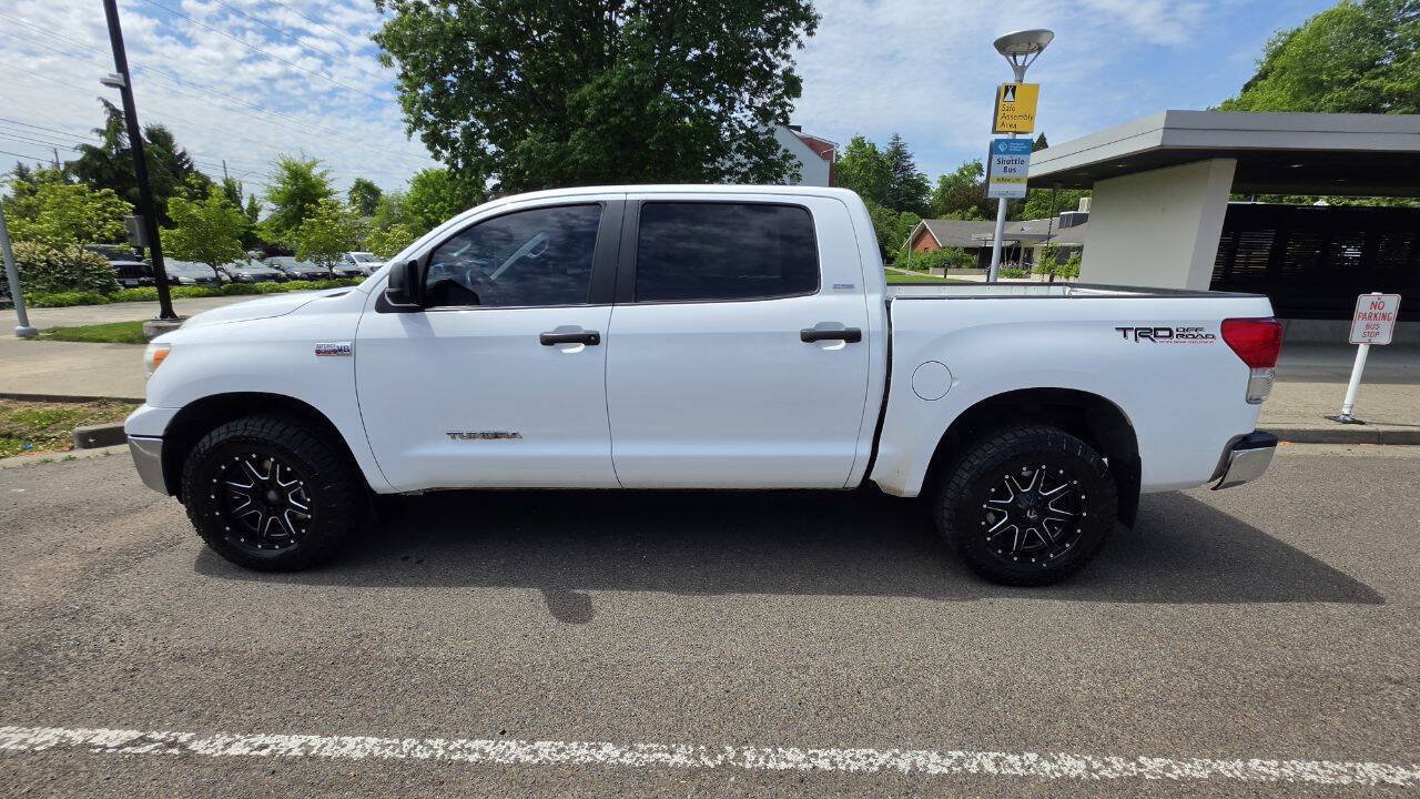 Used 2012 Toyota Tundra 4x4 CrewMax w/ TRD Off-Road Pkg image 8