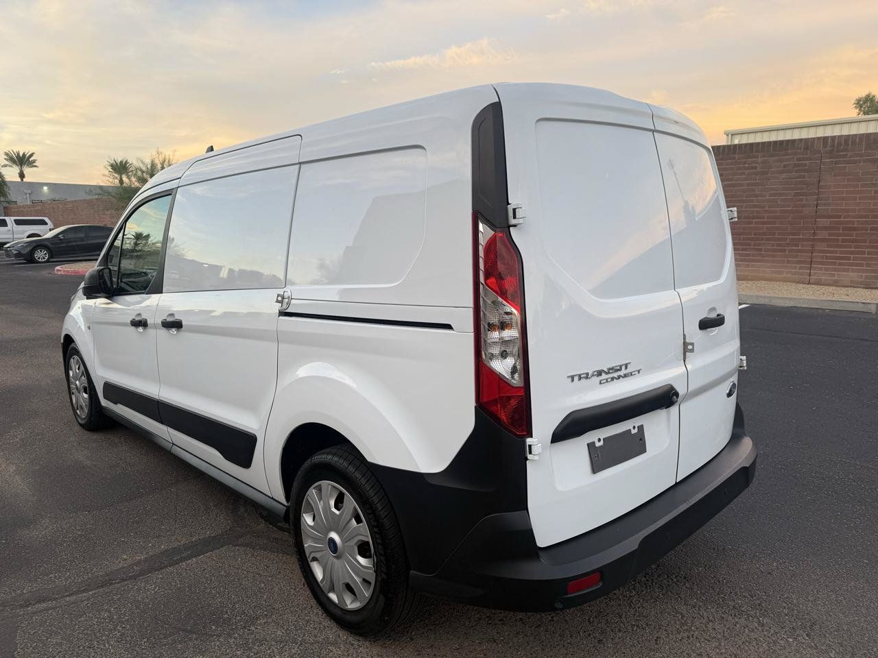 Used 2021 Ford Transit Connect XL FWD image 5