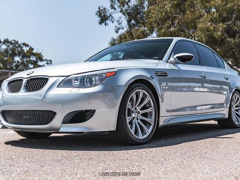 Used 2006 BMW M5 image 14