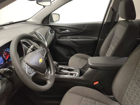 Used 2023 Chevrolet Equinox LT image 17