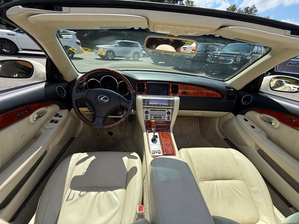 Used 2006 Lexus SC 430 Convertible RWD image 10